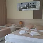Hotel As Queen