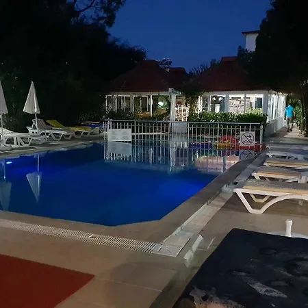 Hotel As Queen 3*