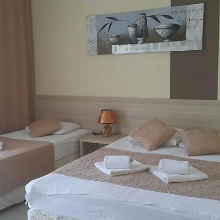 Otel As Queen