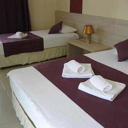 As Queen Hotel Kızılot