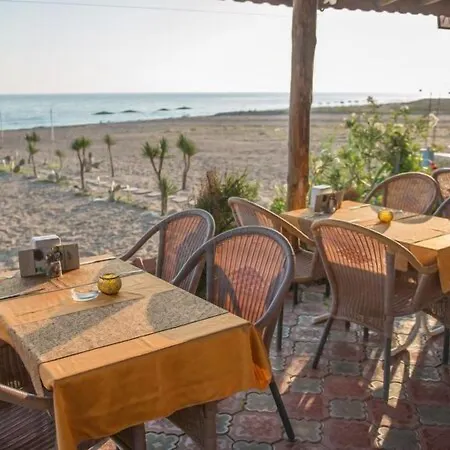 As Queen 3* Kızılot