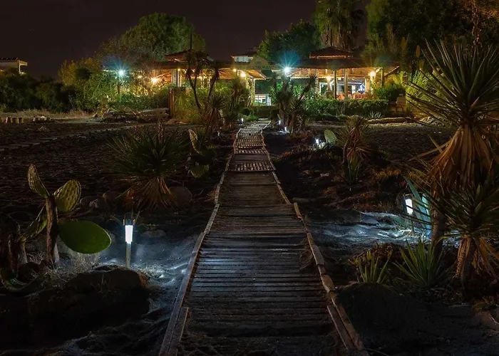 As Queen 3* Kızılot