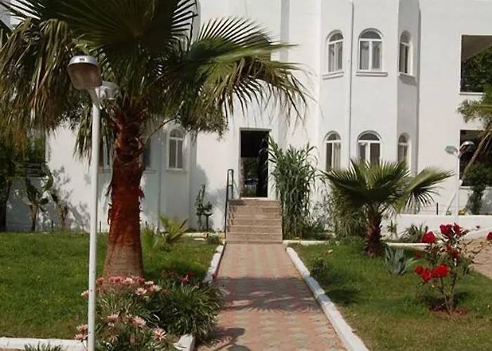 As Queen מלון 3*